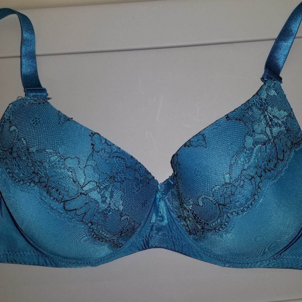 Romabra 36DD Teal & Black Underwire Bra